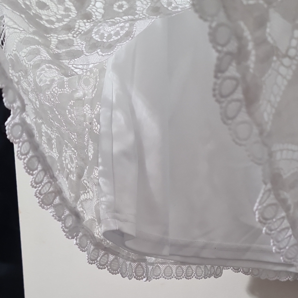 🟣🟣Doe & Rae White Pleated Ruffled Tank Top - Picture 4 of 5
